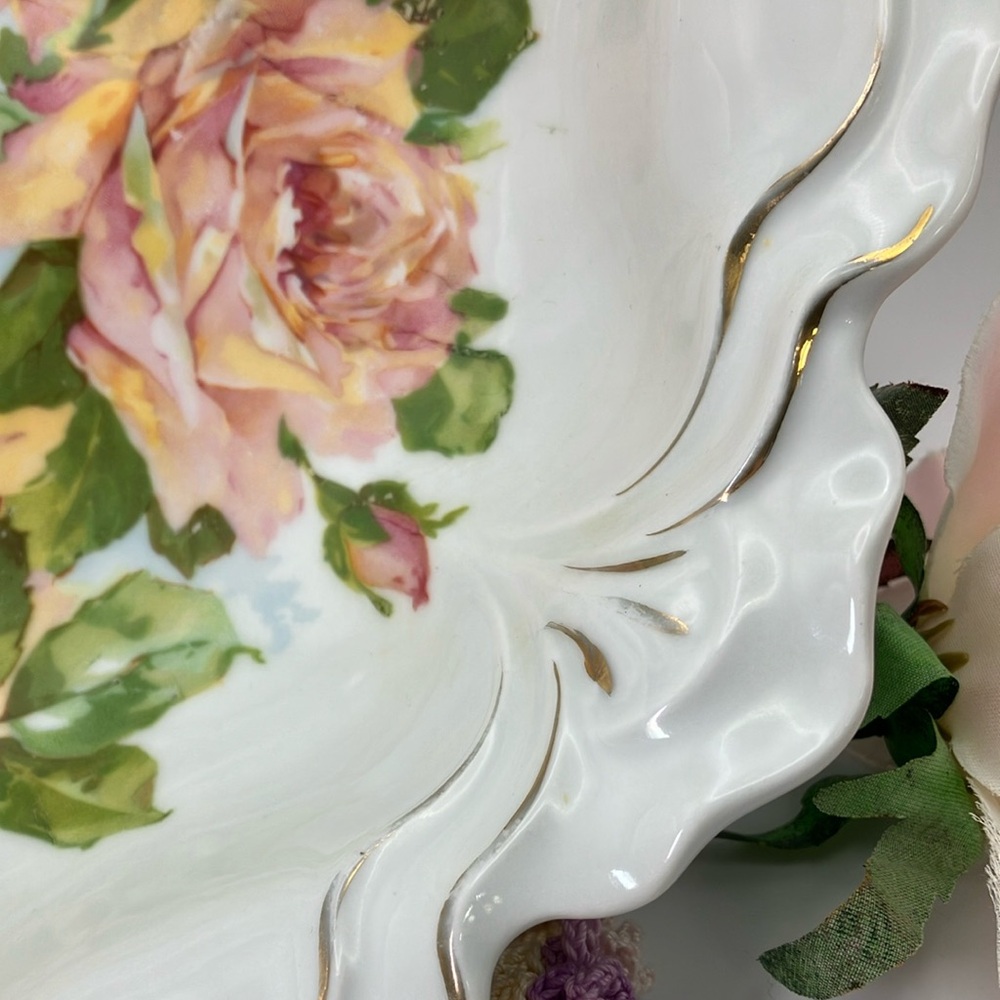 Antique German Scalloped Porcelain Bowl - Picture 4 of 16